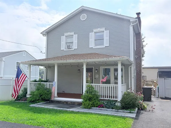 15 Roslyn Road, Carmel, NY 10512