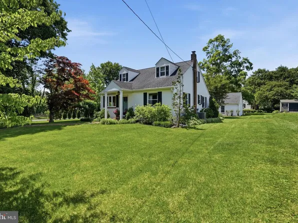 1006 Hill Ave, Langhorne, PA 19047