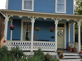 220 Church St, Staunton, VA 24401