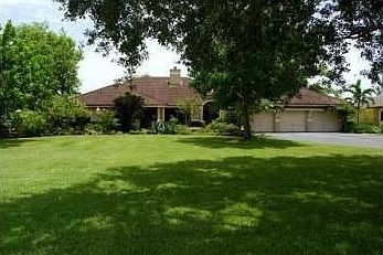 1st image of 6400 NW 71st Ter