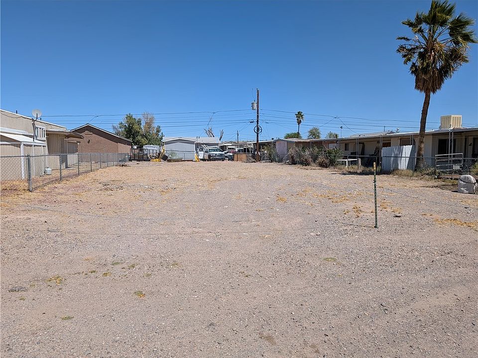 1st image of 1047 Papago Dr
