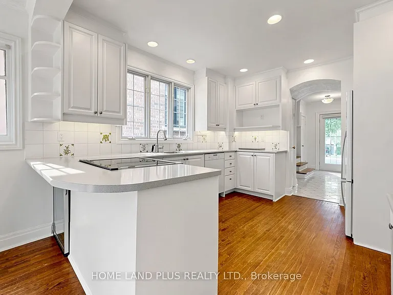 295 Saint Germain Ave — Photo 23
