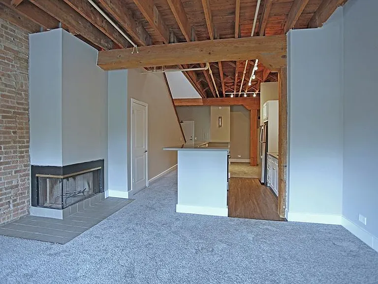 200 E 5th Ave — Photo 25