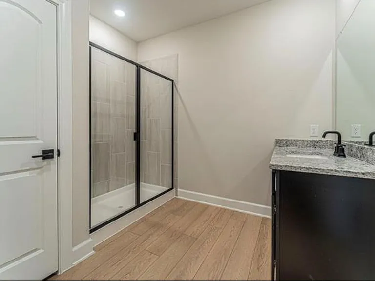 1204 Witherspoon Ln — Photo 23