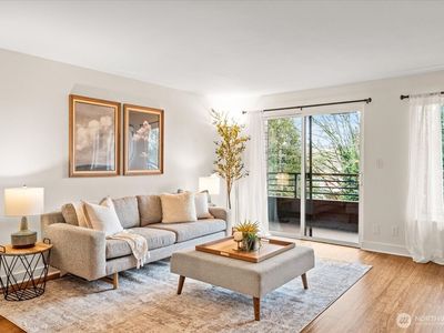 1717 5th Avenue N #103, Seattle, WA, 98109