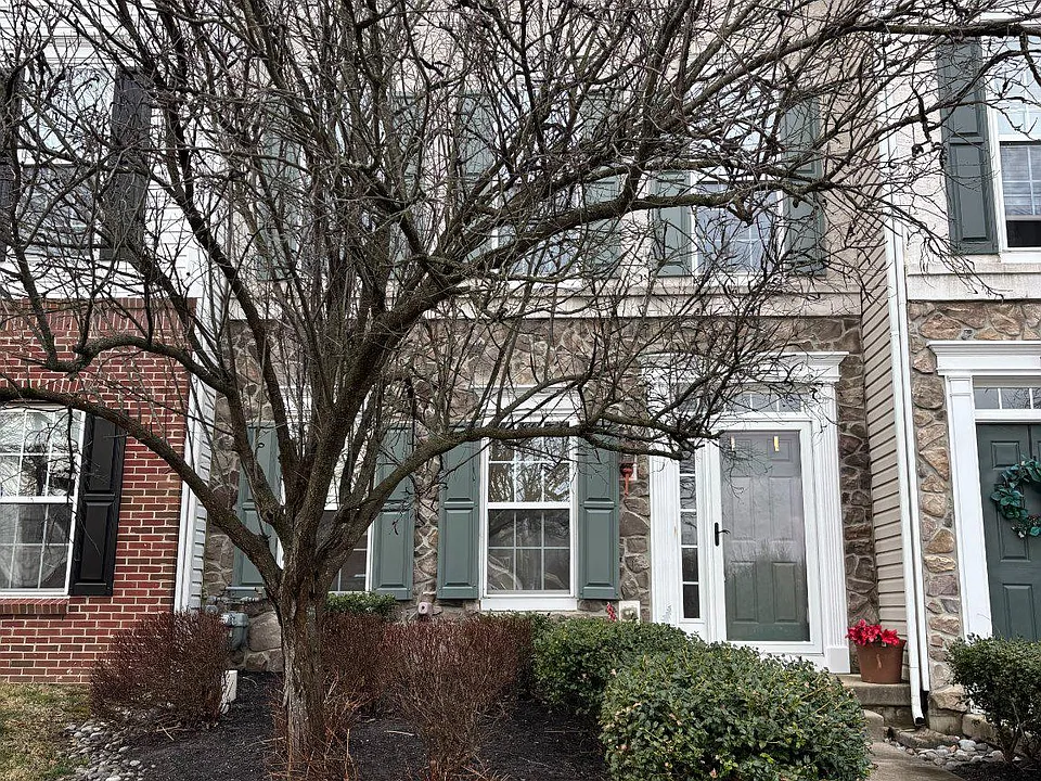 1803 Darlington Ln