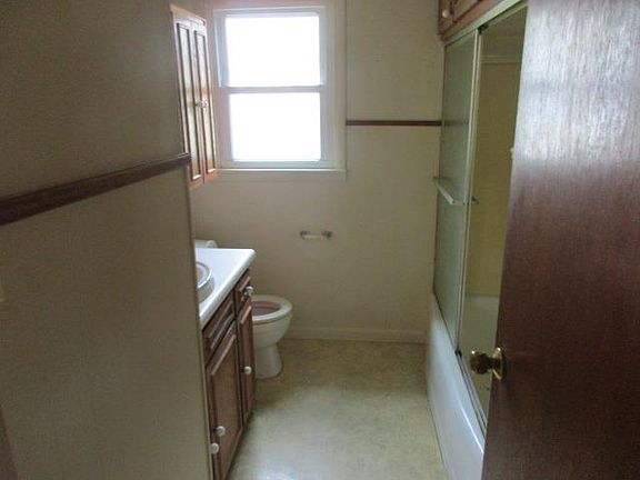 5th image of 1204 W 4th St
