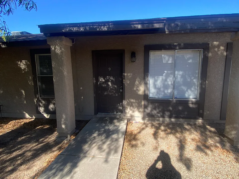 544 N Horne #9