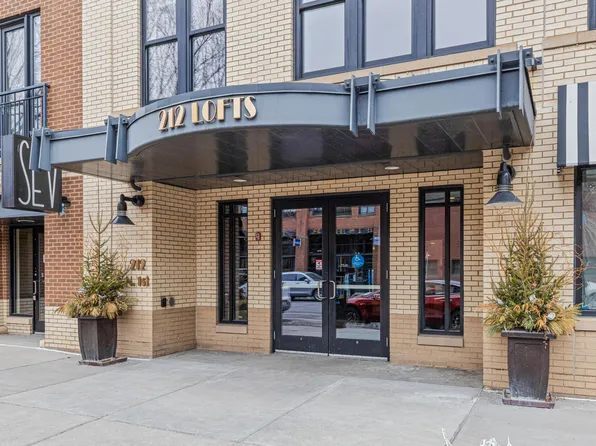 212 N 1st St APT 411, Minneapolis, MN 55401