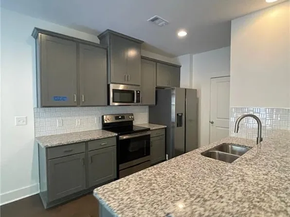 6456 Scudders Dr, Lithonia, GA 30058