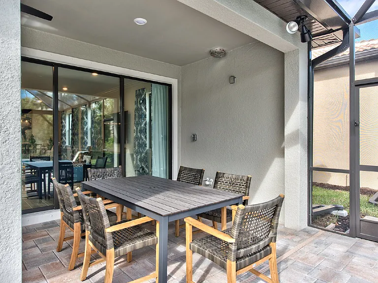 9760 Willet Ct — Photo 36