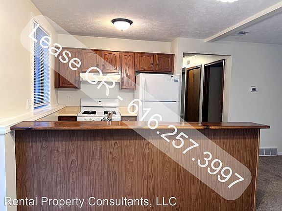 4th image of 4753 Circle Shore Dr SE #5762330