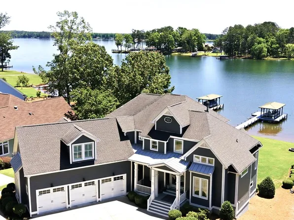 320 Commonwealth Dr, Ninety Six, SC 29666