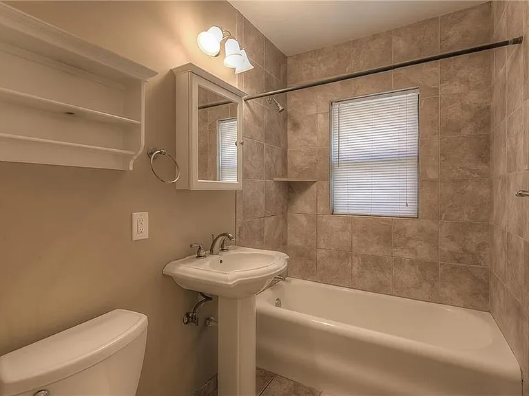 4512 Broadway #1N — Photo 12