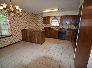 4040 Baudelaire Dr, Marrero, LA 70072