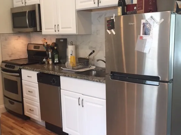 747 S 17th St #3F, Philadelphia, PA 19146