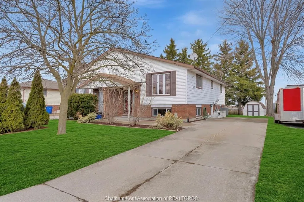 13 Vander Ave photo 1