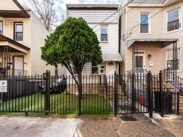 233 Bidwell Avenue image 15 of 16