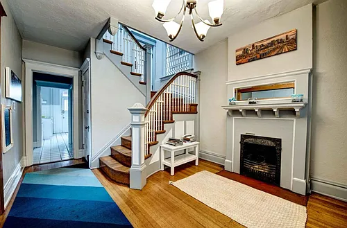 1225 N Clarkson St #2 Photo 1