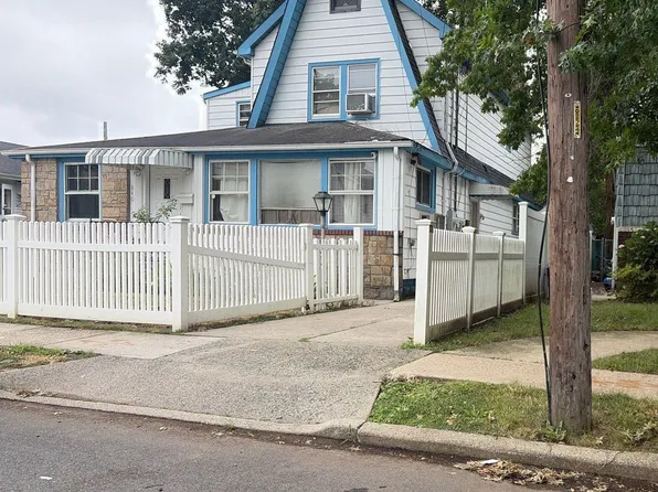 840 Kings Parkway, Baldwin, NY 11510