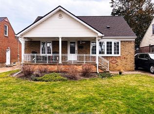 1244 Belle Isle View Blvd, Windsor, ON N8S 3G7