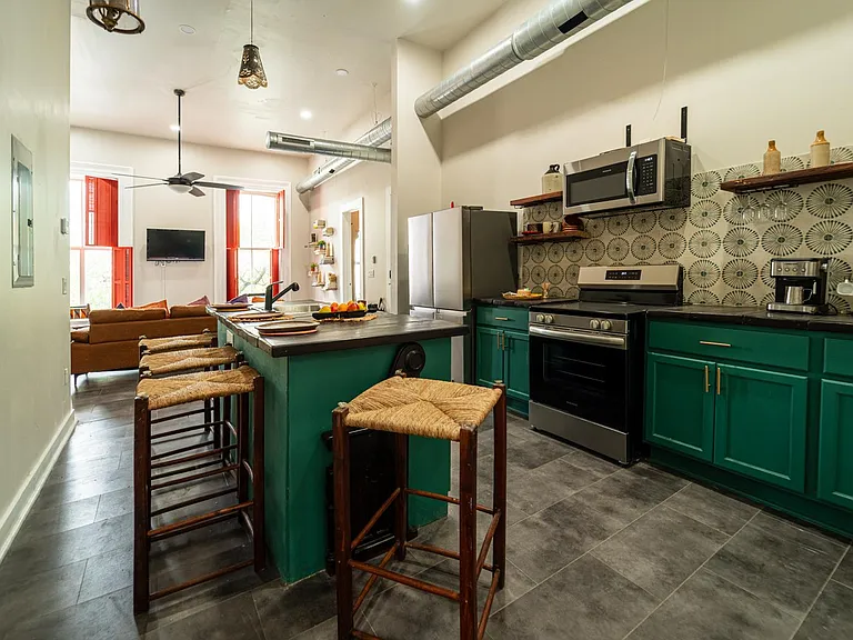 240 Washington Ave #1 — Photo 11