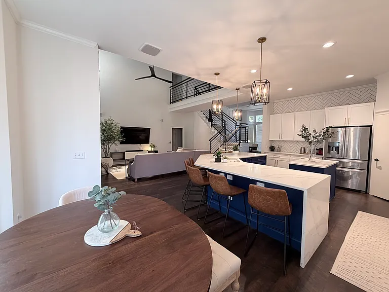 Mossberg Dr — Photo 16