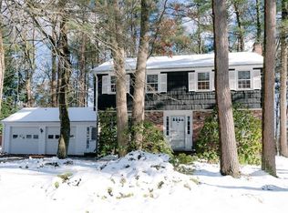 35 Ledgetree Rd, Medfield, MA 02052