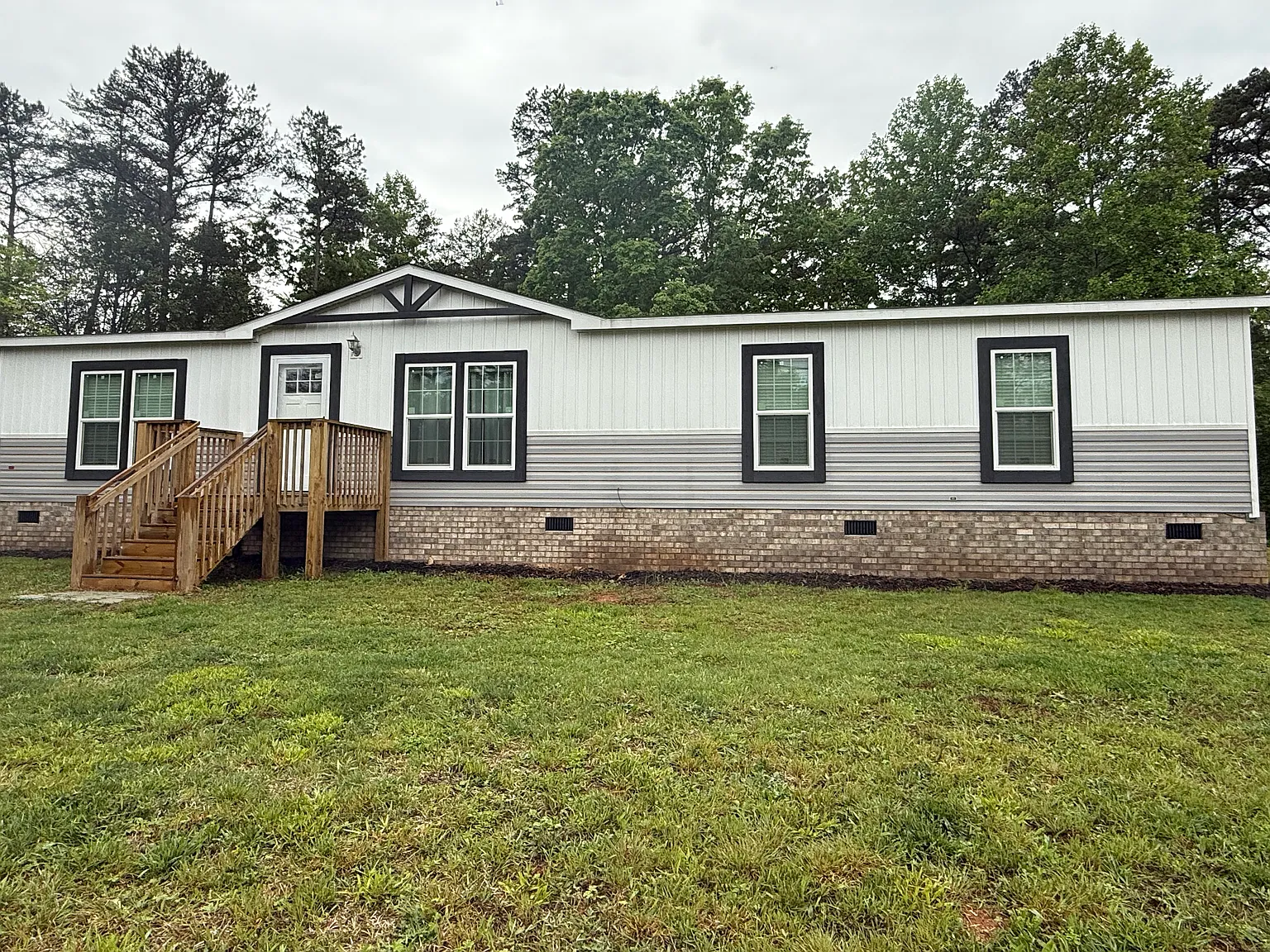 561 Heads Ferry Rd — Photo 2