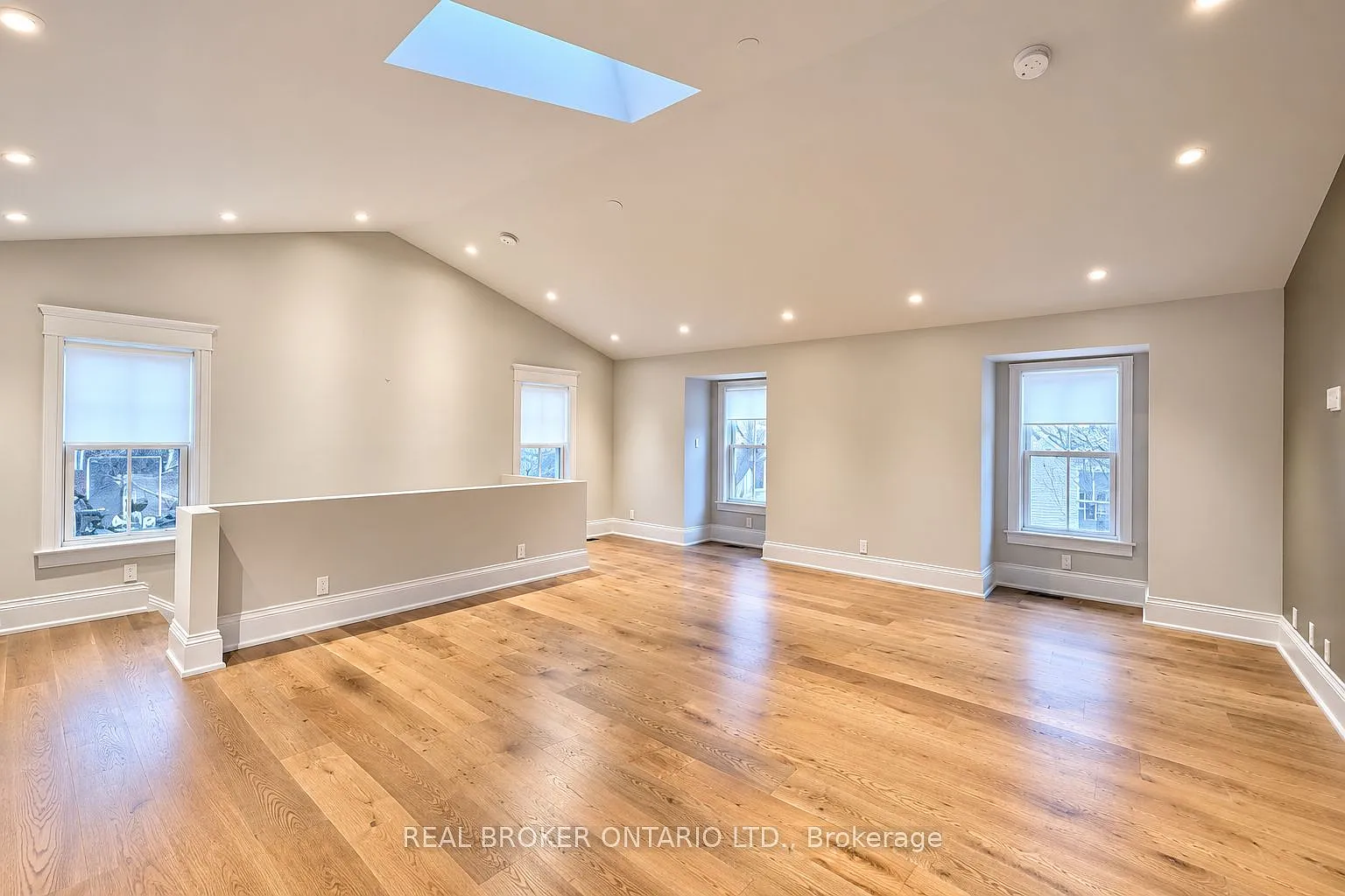 2 bed, $2,800 — Photo 4