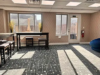 Rented by R New York