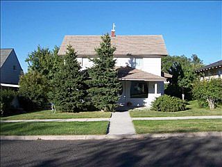 1st image of 212 13th Ave N