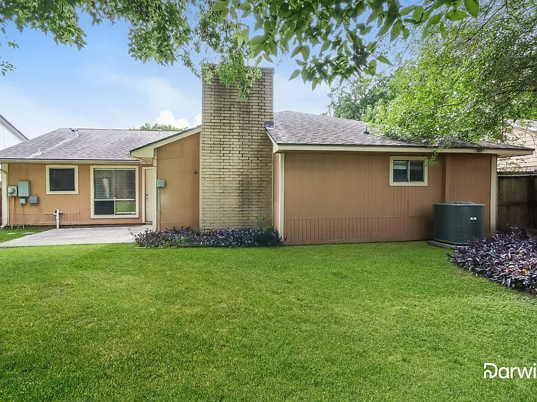 7414 Pebblemill Ln — Photo 15