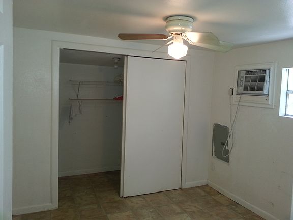 Back bedroom