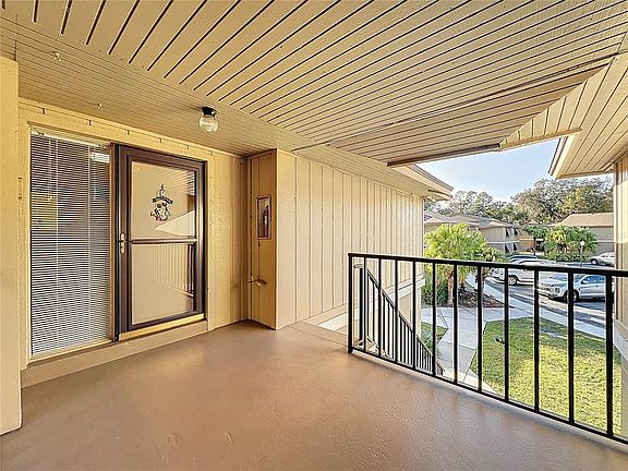 5th image of 130 JASMINE WOODS COURT #10D