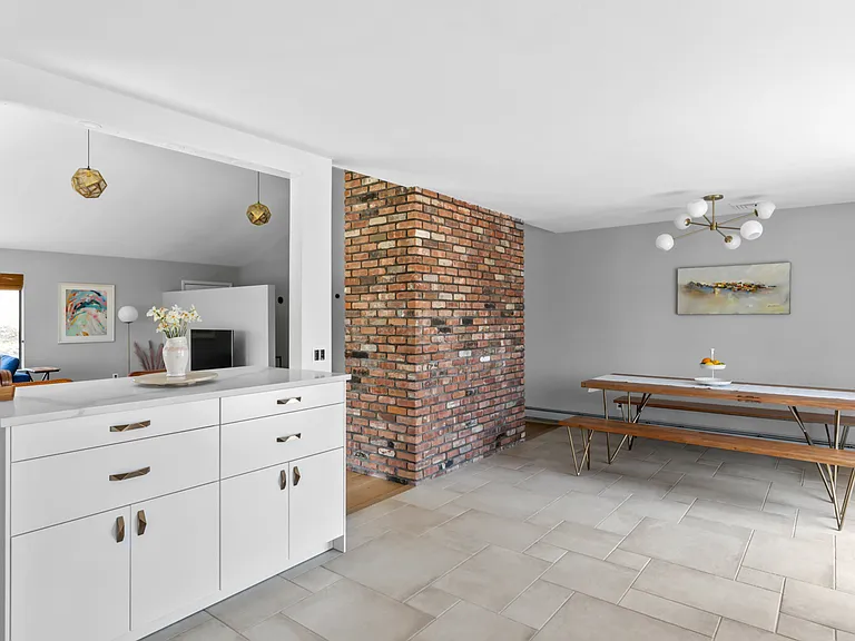 19 Dogwood St — Photo 10