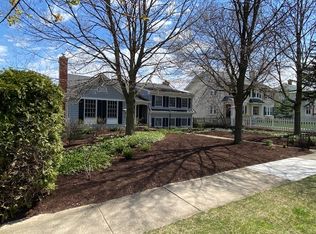 431 N Park Blvd, Glen Ellyn, IL 60137