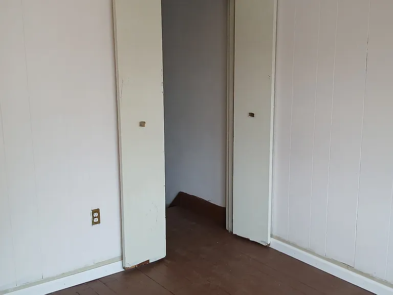 1035 Washington St — Photo 37