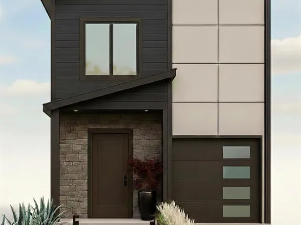 1 Lundy Dr, Farmington, MI 48336