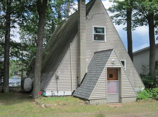 8894 Lake Nettie Rd, Hawks, MI 49743