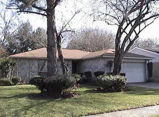 7638 Western Oak Ln, Houston, TX 77040