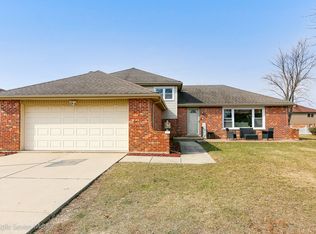 15316 Royal Georgian Rd, Orland Park, IL 60462