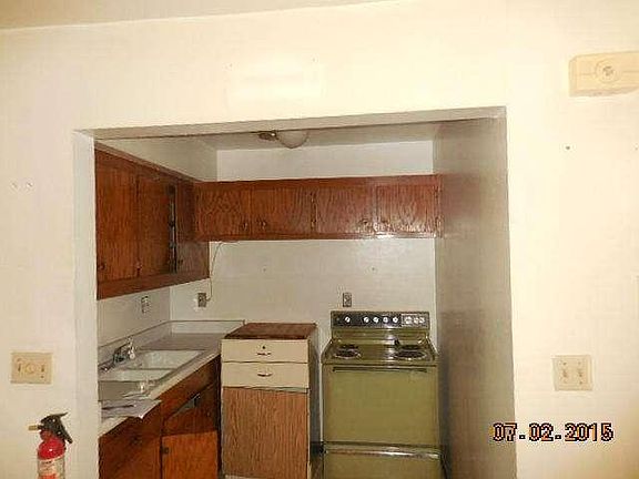 3rd image of 3333 5th Ave Unit 6J