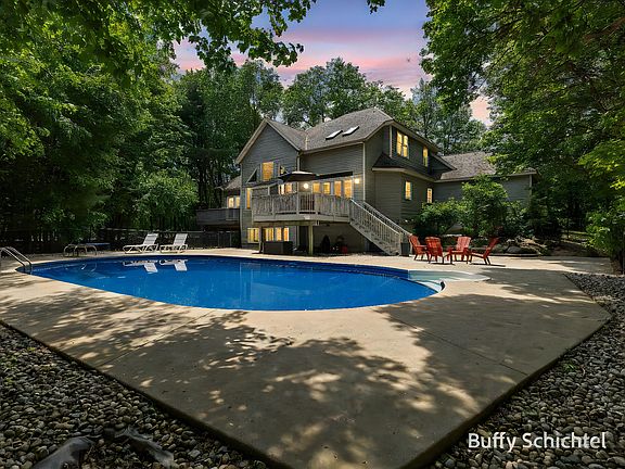 2nd image of 6344 Silverton Ct