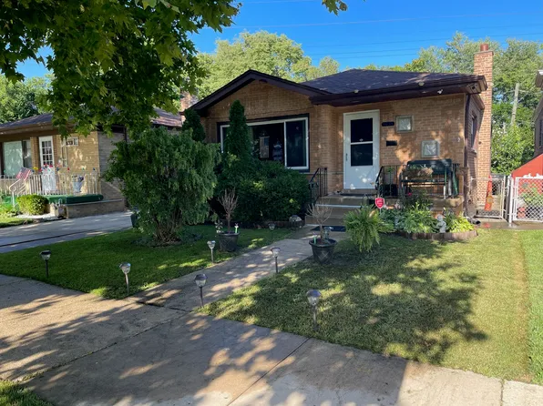 9633 S Avenue J, Chicago, IL 60617