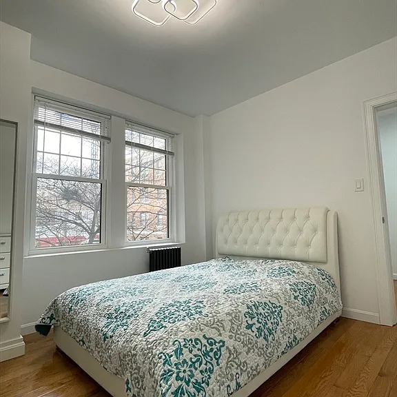 64 Queensberry St #222 — Photo 8