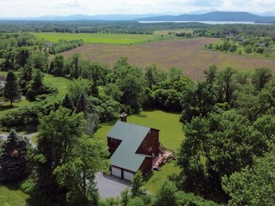 148 Little Horse Lane, Charlotte, VT, 05445