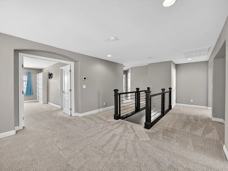 9610 Twin Rivers Ct — Photo 32