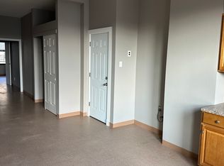 508 Woodward Ave #2R, Ridgewood, NY 11385