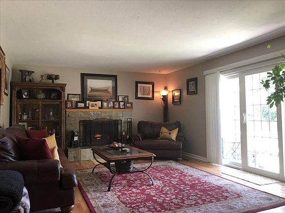 3rd image of 1750 Rainier St